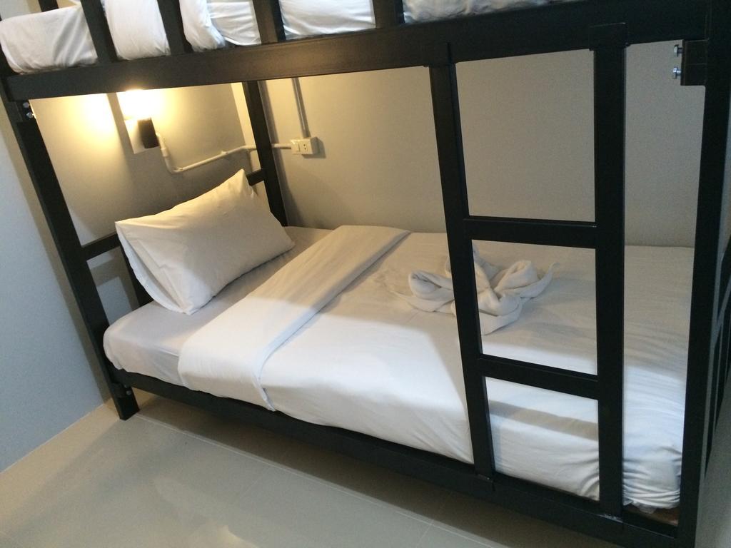 The Metallic Hostel Ko Lanta 部屋 写真