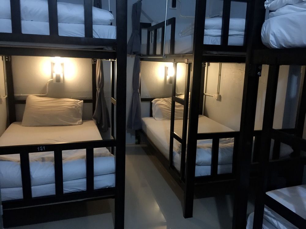 The Metallic Hostel Ko Lanta エクステリア 写真